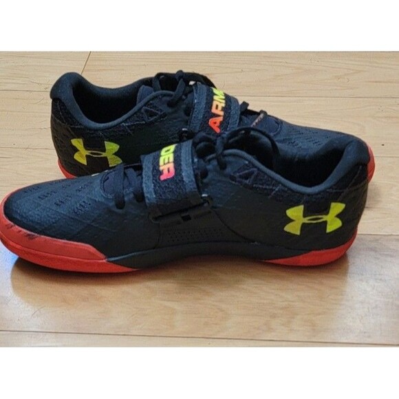 Men's Under Armour Centric Grip Track Shoes - Picture 3 of 9